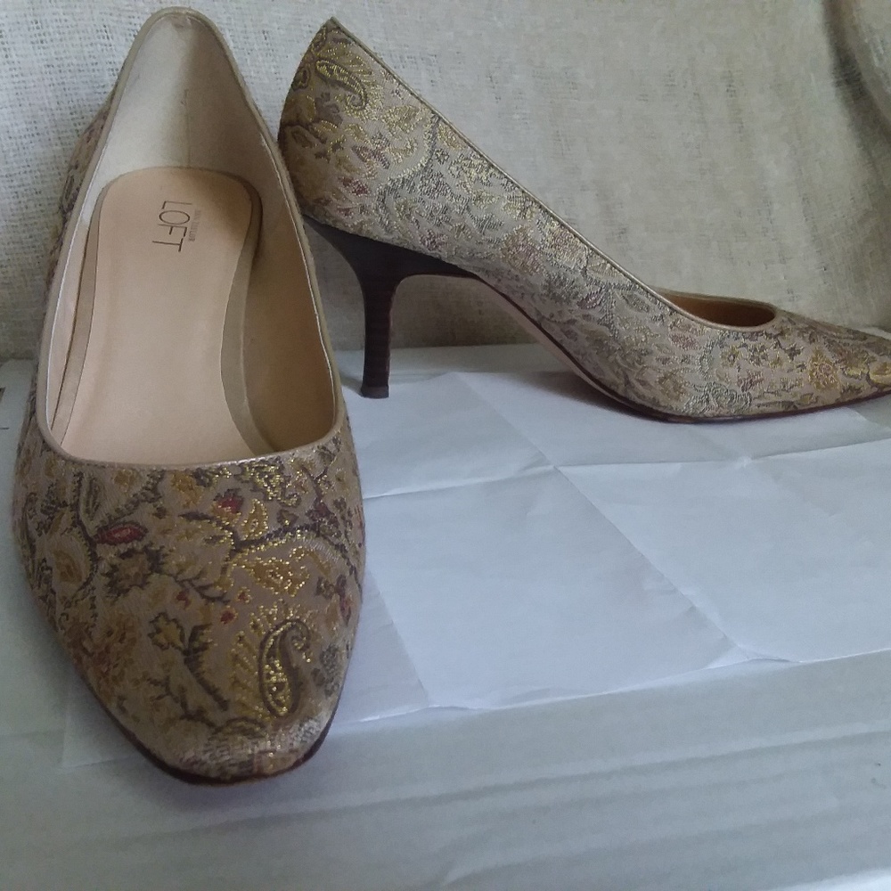 Loft shoes special occasion, size 7 1/2